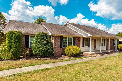 693 Greenfield Ln, Castalian Springs, TN, 37031-4742 | Card Image