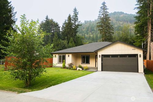 7934 Oregon Trl, Maple Falls, WA, 98266-7814 | Card Image