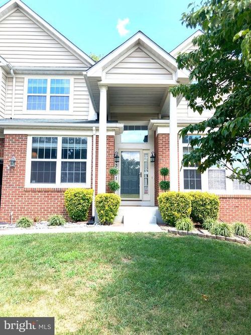 13401 Queenstown Ln, GERMANTOWN, MD, 20874-3484 | Card Image