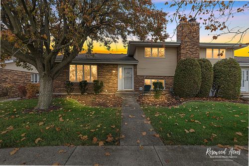 7320 W 155th St, Orland Park, IL, 60462-4370 | Card Image