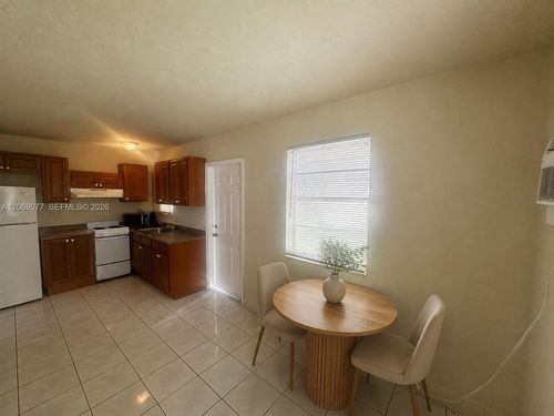 4-2228 Grant St, Hollywood, FL, 33020-3467 | Card Image