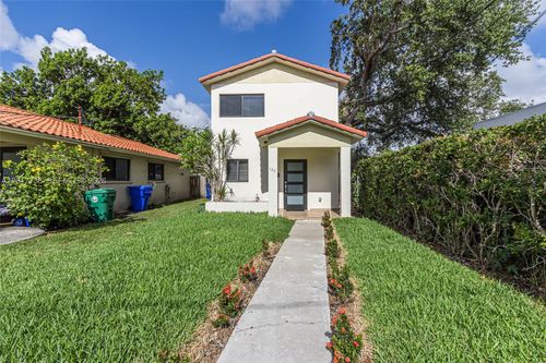 122 Sw 56th Ave, Coral Gables, FL, 33134-1045 | Card Image