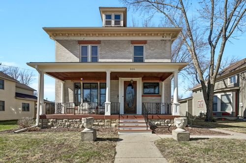 606 S Oak St, Lake City, MN, 55041-1744 | Card Image