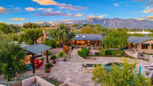 4425 N Hacienda Del Sol Rd, Tucson, AZ, 85718-6617 | Card Image