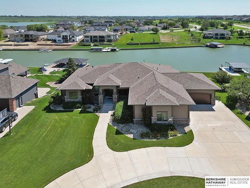 11777 N 175th Cir, Bennington, NE, 68007-5712 | Card Image