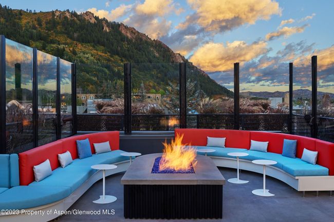 F10-1-10 - 550 S Spring St, Condo with 3 bedrooms, 4 bathrooms and 1 parking in Aspen CO | Image 50