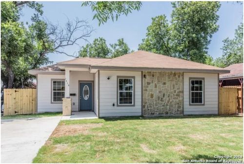 1418 W Hollywood Ave, San Antonio, TX, 78201-4513 | Card Image