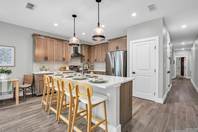 APT-315 - 540 River Run, Condo with 3 bedrooms, 2 bathrooms and null parking in New Braunfels TX | Image 16