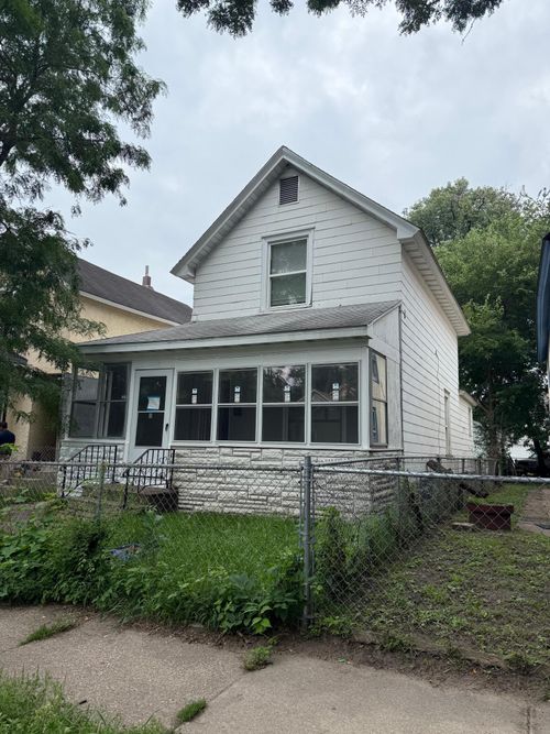 2534 17th Ave S, Minneapolis, MN, 55404-4001 | Card Image