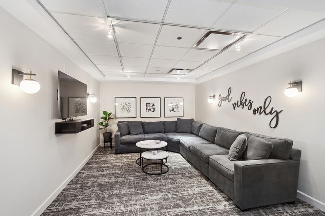 APT-3707 - 30 E Huron St, Condo with 2 bedrooms, 1 bathrooms and null parking in CHICAGO IL | Image 25