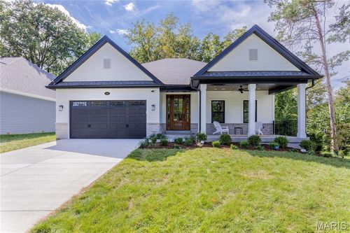 431 Landscape Ct, Webster Groves, MO, 63119-4244 | Card Image