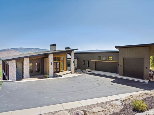 6858 E Summit Peak Cir, Huntsville, UT, 84317 | Card Image