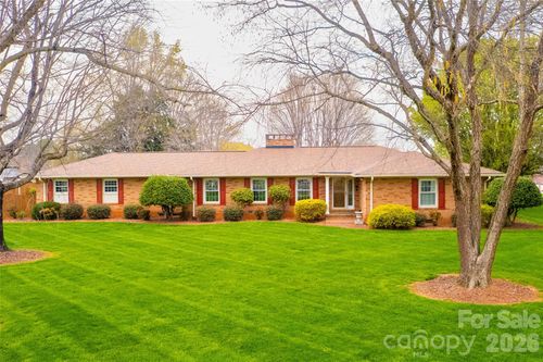 3486 E Main St, Claremont, NC, 28610-8672 | Card Image