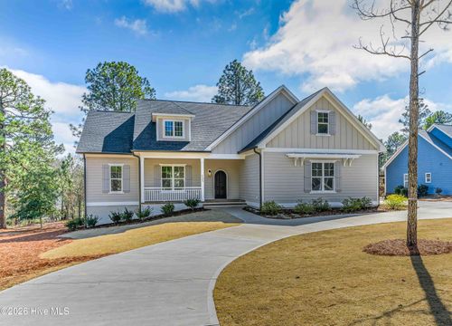 125 Longleaf Dr, West End, NC, 27376 | Card Image