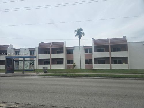 226-8990 Sw 24th St, Miami, FL, 33165-2069 | Card Image