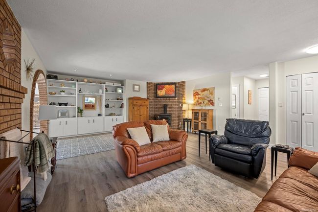 65 Islewood Dr, House other with 3 bedrooms, 2 bathrooms and 4 parking in Bowser BC | Image 18