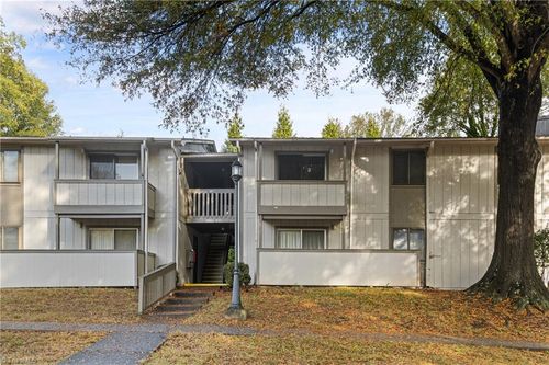 c-2235 Sunderland Rd, Winston-Salem, NC, 27103-6537 | Card Image