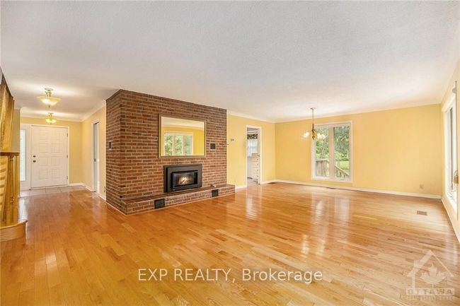 1986 Richardson Side Rd, Home with 0 bedrooms, 0 bathrooms and 10 parking in Carp ON | Image 8