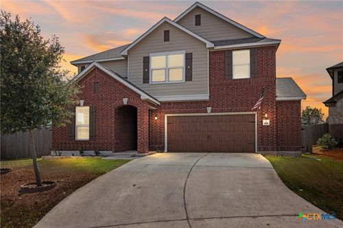 420 Conestoga Dr, Kyle, TX, 78640-2371 | Card Image