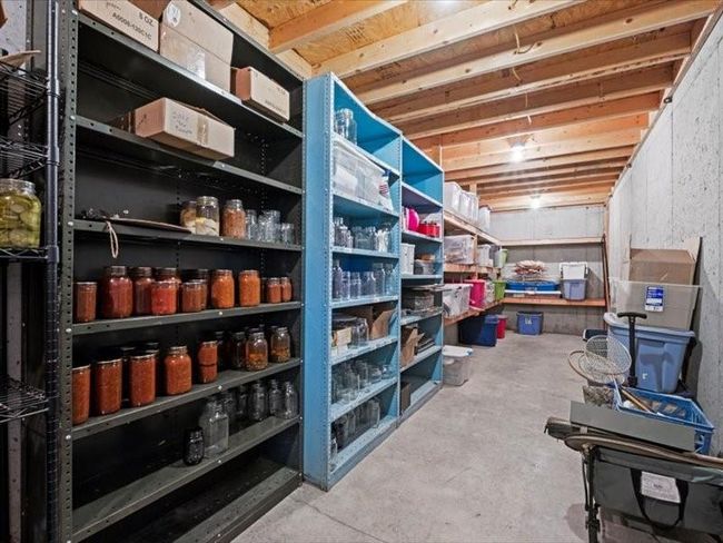 Tornado shelter, concrete on all sides | Image 46