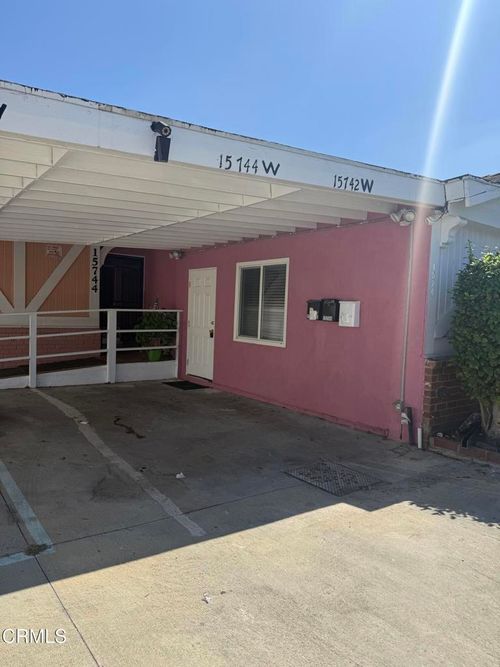15744 1/2 W Saticoy Street, Los Angeles, CA, 91406 | Card Image