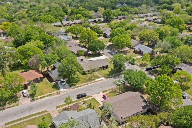 1203 Blanton Pl, House other with 3 bedrooms, 2 bathrooms and null parking in Sherman TX | Image 28