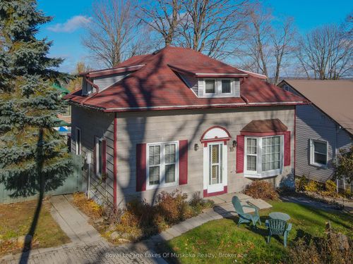 16 Rogers Rd, Huntsville, ON, P1H1T1 | Card Image