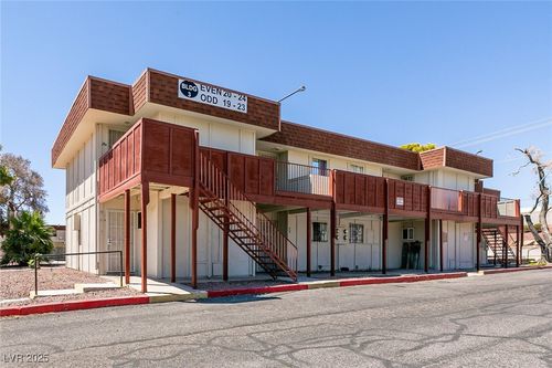 24-5384 Swenson St, Las Vegas, NV, 89119 | Card Image