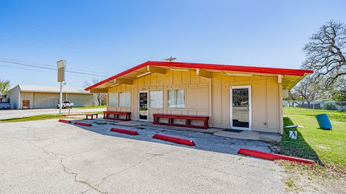 1300 Liberty School Rd, Azle, TX, 76020-4576 | Card Image