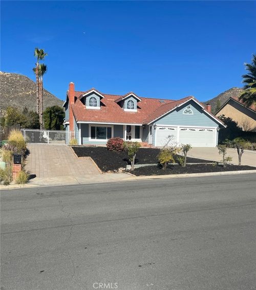 22166 Woodcreek Ln, Wildomar, CA, 92595 | Card Image