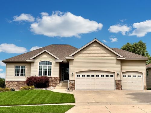 303 North Ridge Drive, Waunakee, WI, 53597 | Card Image