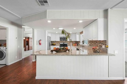 3439 Don Lorenzo Dr, Carlsbad, CA, 92010-3926 | Card Image