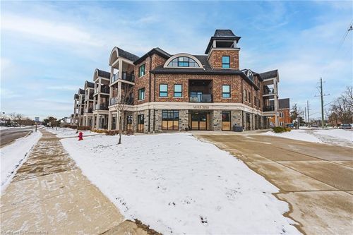 3c-2605 Binbrook Rd, Binbrook, ON, L0R1C0 | Card Image