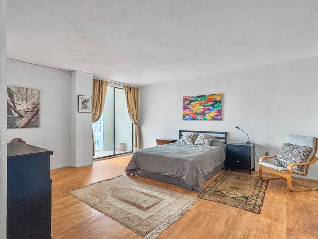 Bedroom | Image 18