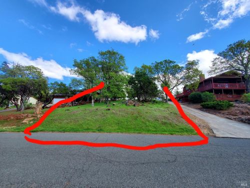 17456 Meadow View Dr, Hidden Valley Lake, CA, 95467-8091 | Card Image