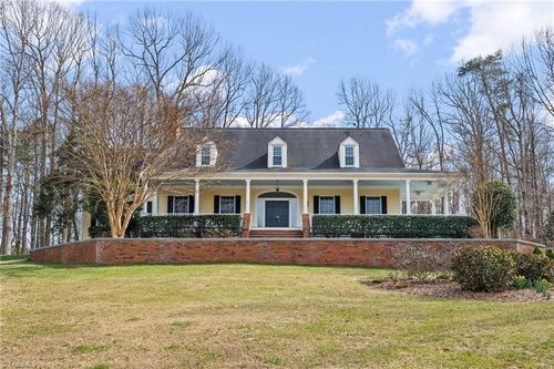 7902 Southerland Dr, Browns Summit, NC, 27214-9564 | Card Image