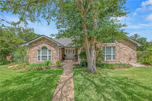 9217 Timber Knoll Dr, College Station, TX, 77845-9398 | Card Image
