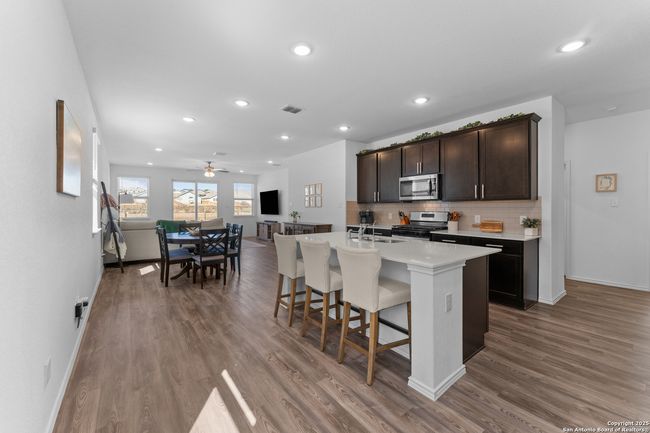 13229 Hagerd Loop, House other with 4 bedrooms, 2 bathrooms and null parking in St Hedwig TX | Image 10