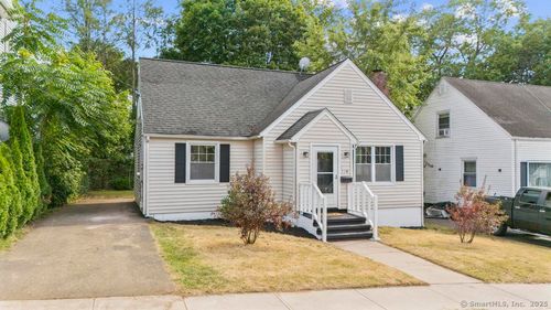 110 Third St, Hamden, CT, 06514-4716 | Card Image