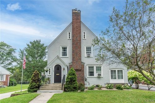754 Ball Ave, Watertown, NY, 13601-4304 | Card Image