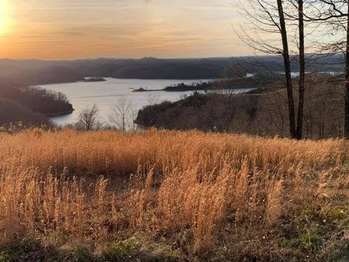 5 Trout Rd, Hilham, TN, 38568 | Card Image