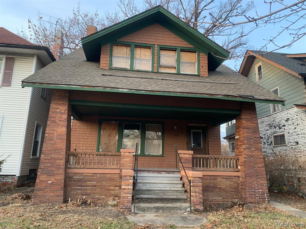 Lawrence St, Detroit, MI 48206