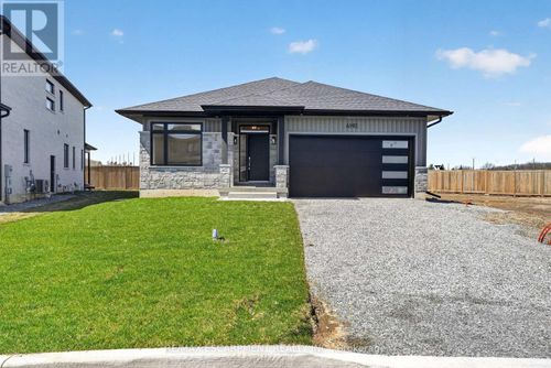 6192 Curlin Crescent, Niagara Falls (Forestview), ON, L2H3W8 | Card Image