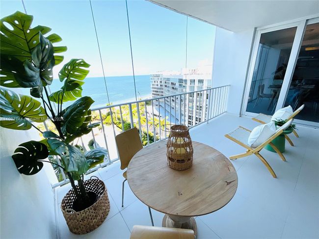 APT-11B - 881 Ocean Dr, Condo with 2 bedrooms, 2 bathrooms and null parking in Key Biscayne FL | Image 18