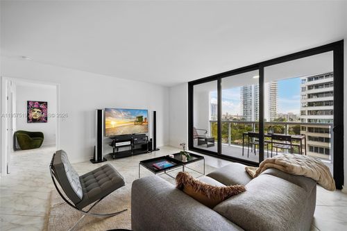 710-9 Island Ave, Miami Beach, FL, 33139-1318 | Card Image