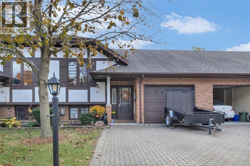 8-209 Irwin Ave, Essex, ON, N8M2T5 | Card Image