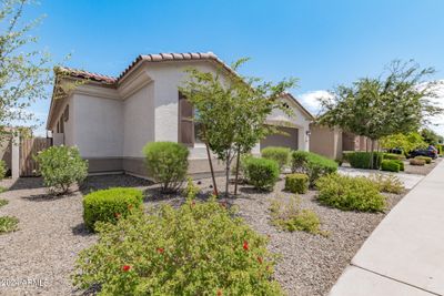 22630 E Mewes Road, House other with 3 bedrooms, 2 bathrooms and null parking in Queen Creek AZ | Image 3