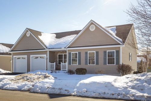 20 Cricketfield Ln, Hudson, NH, 03051-3279 | Card Image