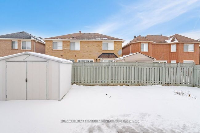 8 Upshall Dr, House other with 6 bedrooms, 4 bathrooms and 4 parking in Brampton ON | Image 39