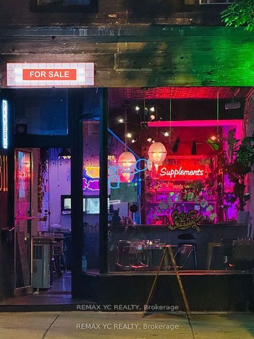 {{alt}} | Card Image